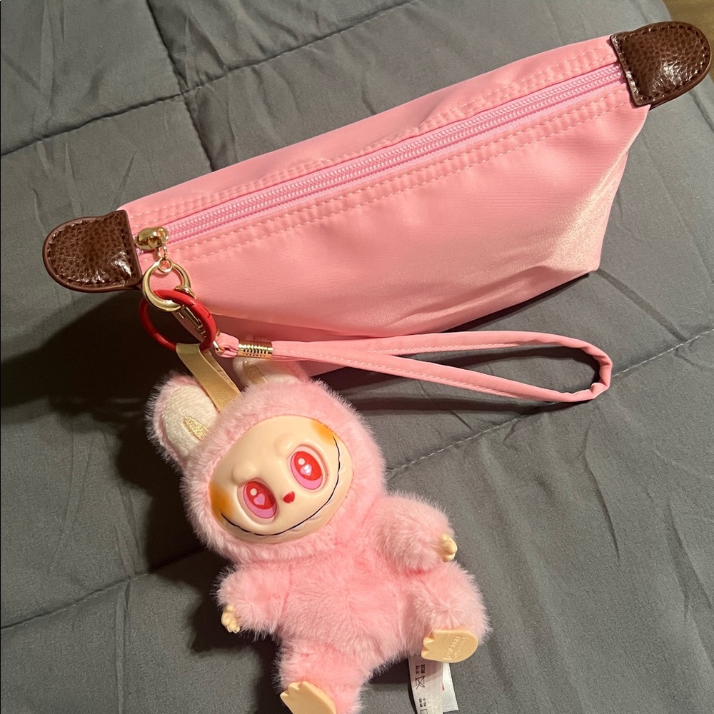 Small Pouch - Picture 2 of 3